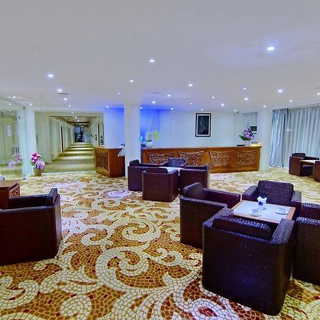 Wilson Hotel Мандалей Екстериор снимка