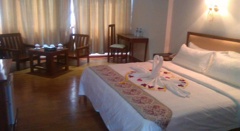 Wilson Hotel Мандалей Екстериор снимка
