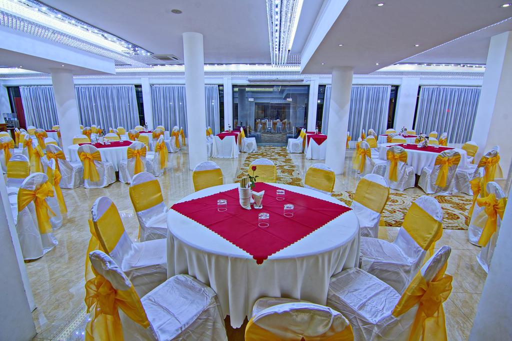 Wilson Hotel Мандалей Екстериор снимка