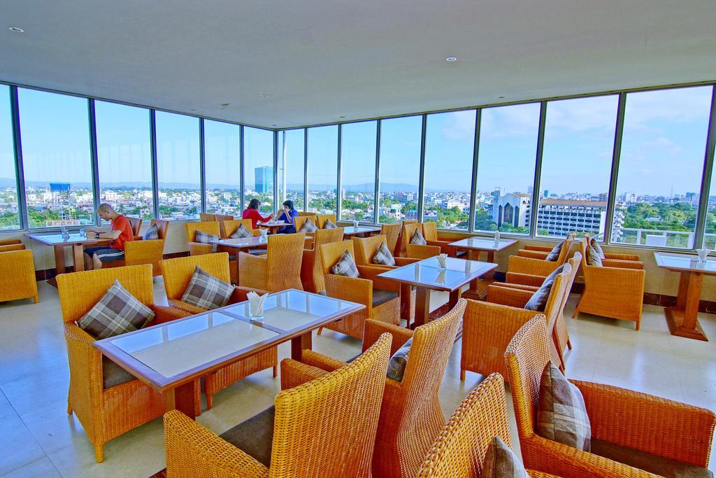Wilson Hotel Мандалей Екстериор снимка