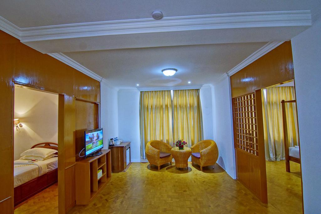 Wilson Hotel Мандалей Стая снимка